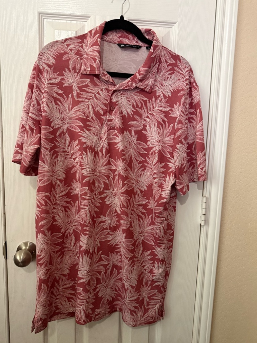 Travis Mathew Men’s Tropical print Polo XL